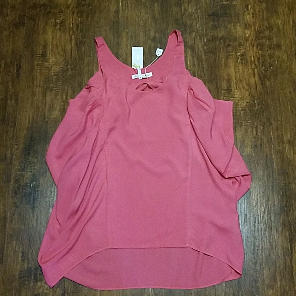 BCBG Top